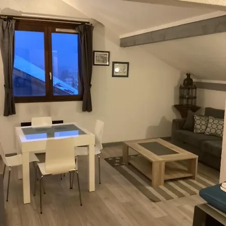 Apartamento Donna Furnished Flat Chamonix